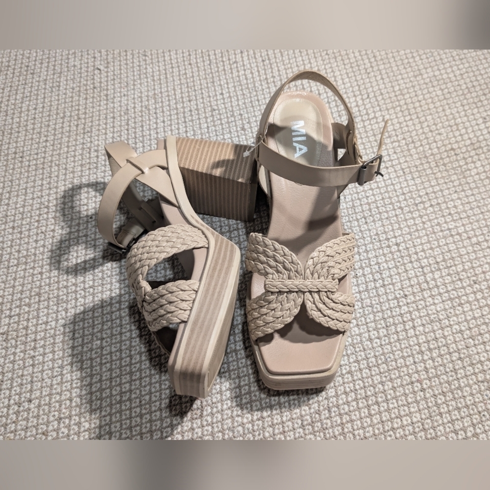 MIA Women's Tan Wedge Sandals